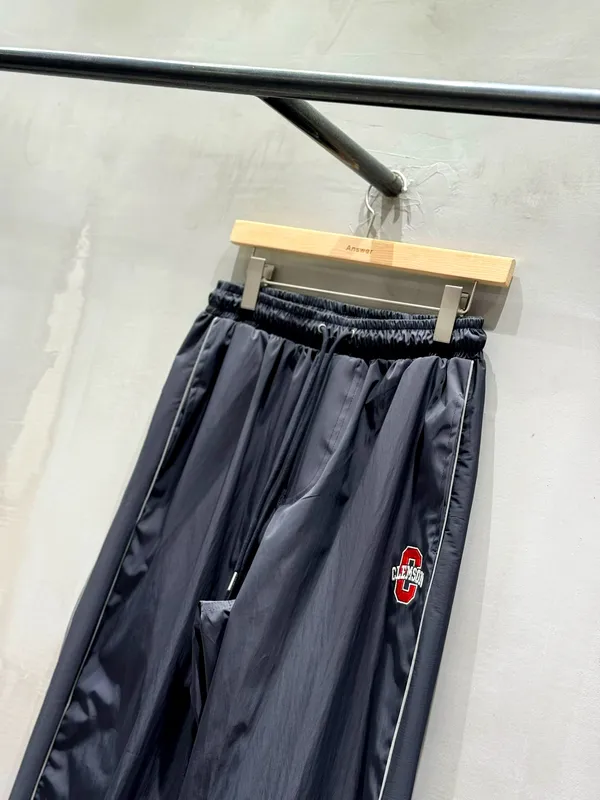 Stylish Men's Sports Pants, Comfortable and Breathable for Everyday Wear