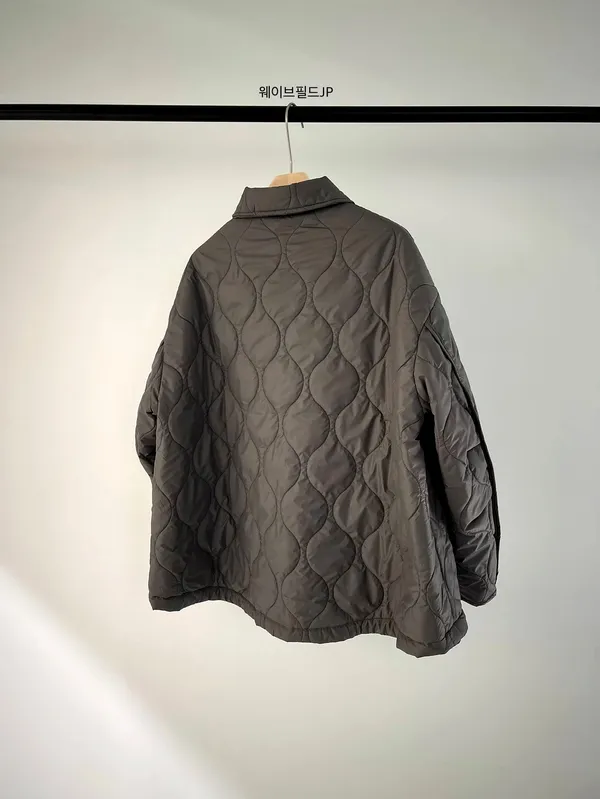 Stylish Warm Women's Top, Lightweight and Comfortable for Fall and Winter Outfits