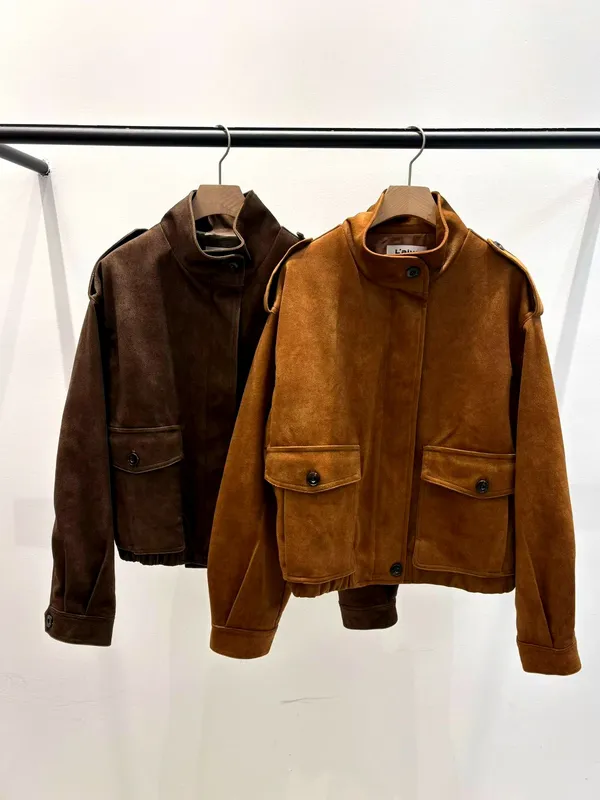 Stylish Women's Jacket, Premium Fabric, Essential for Fall and Winter