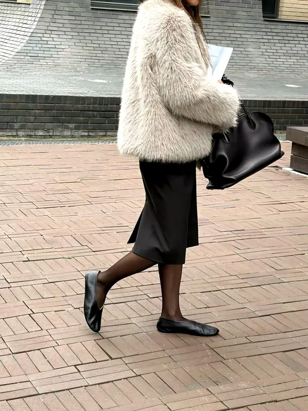 Stylish Plush Coat - Warm and Comfortable, Perfect for Fall and Winter