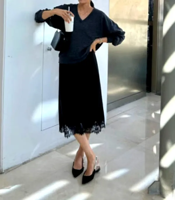 Elegant Lace Trim Dress for Women, Showcasing Charming Elegance