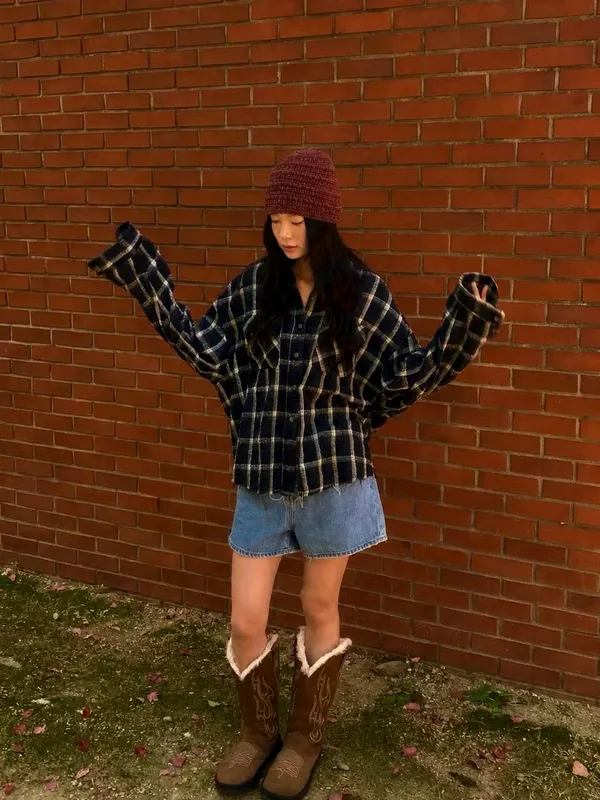 Fashionable Plaid Shirt for a Comfortable Casual Look