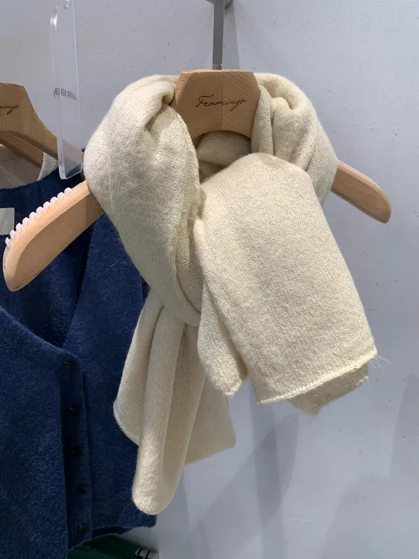 Elegant and Minimalist Wool Scarf for Warmth and Comfort scarf