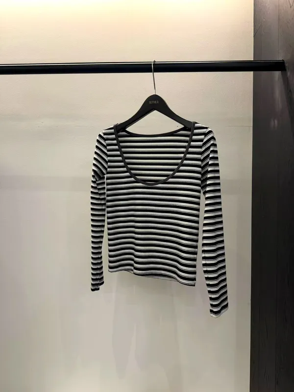 Stylish Striped Long Sleeve T-Shirt - Comfortable and Versatile