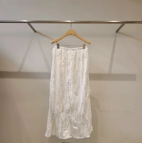 Lightweight and Comfortable White Women's Dress, A Summer Essential
