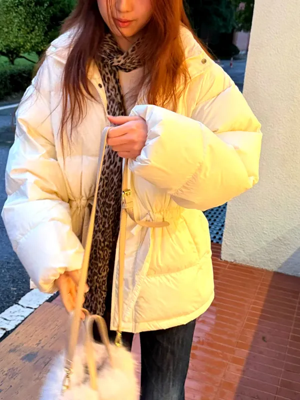 Stylish Down Jacket - Warm and Slimming for Winter Outfits
