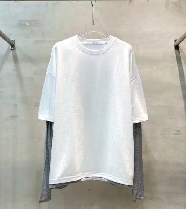 Minimalist Versatile White T-Shirt, Comfortable and Breathable for Everyday Wear