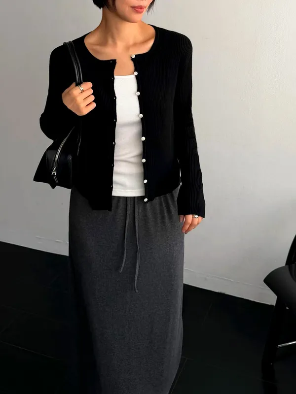 Chic Versatile Women's Cardigan, Elegant Black Knitted Coat