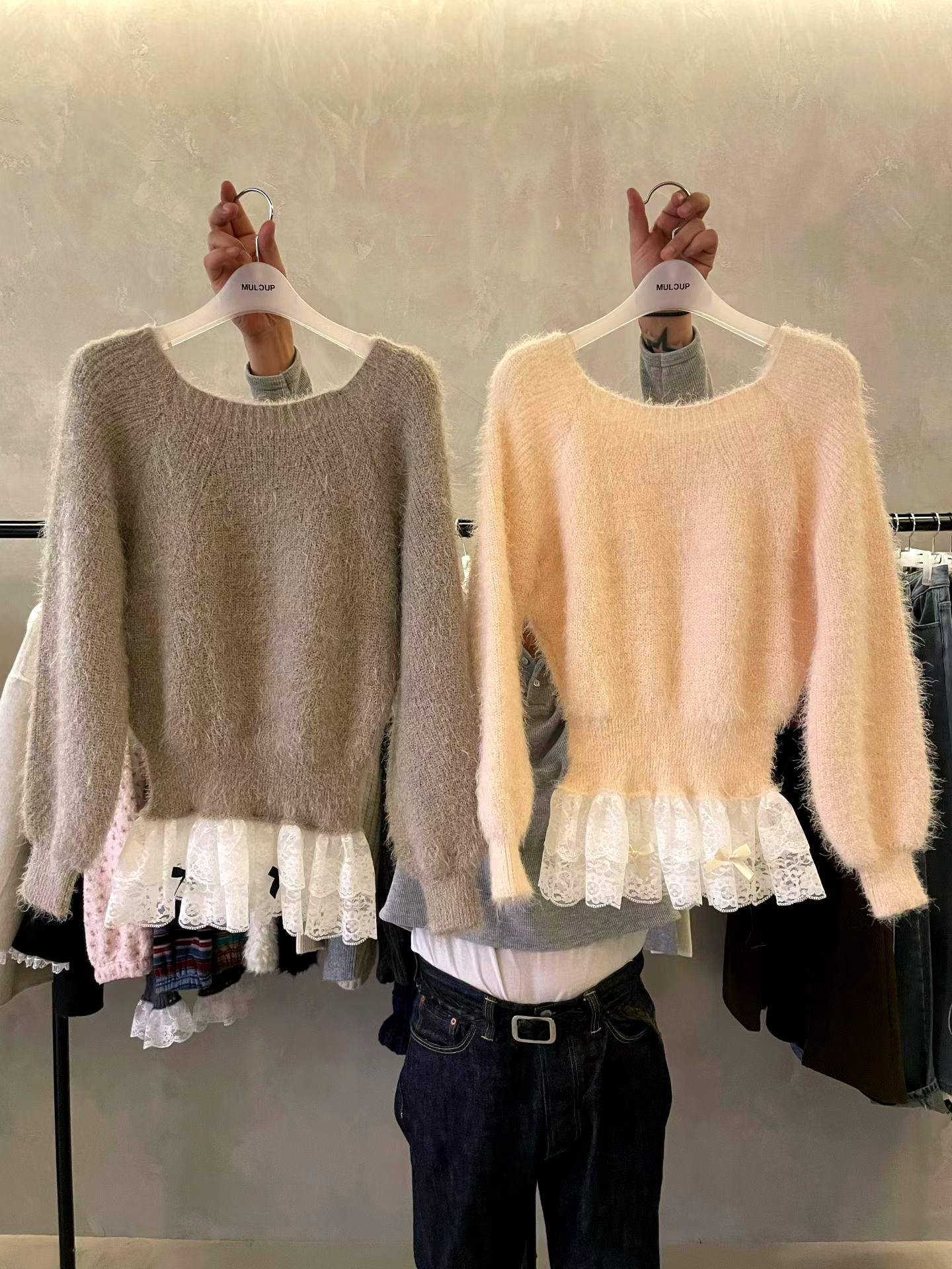 패셔너블한 여성용 스웨터, 달콤한 레이스 밑단 디자인