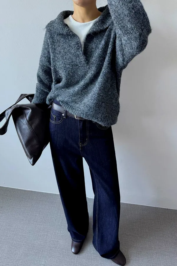 Fashionable Loose Sweater, Comfortable and Warm, Perfectly Paired with Jeans