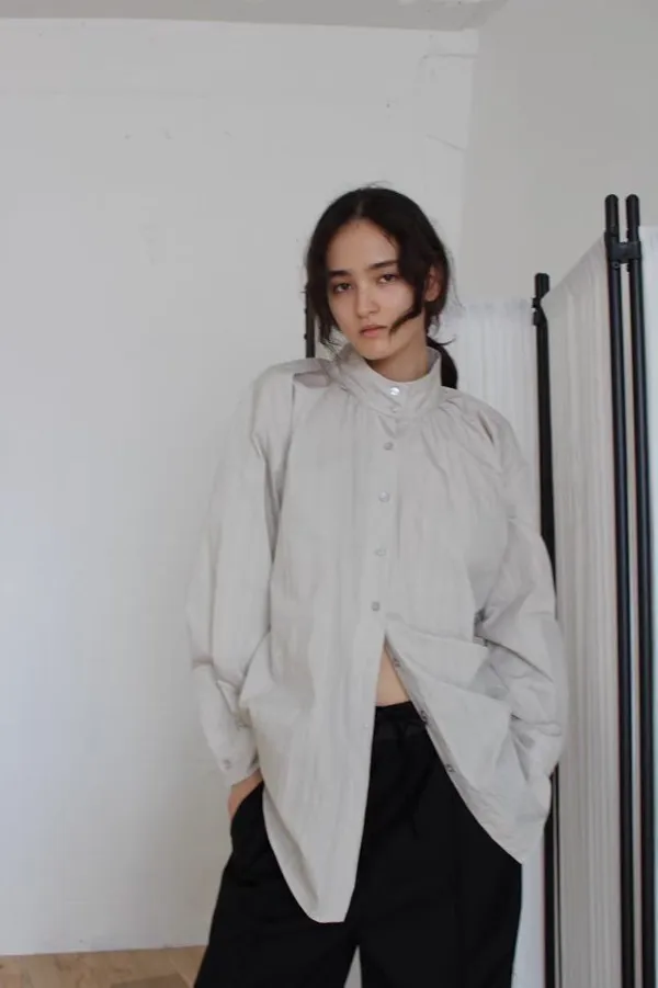 Stylish Women's Shirt - Comfortable and Breathable for Any Occasion