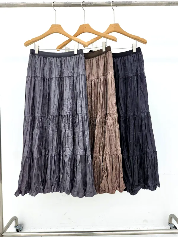 Lightweight and Flowing Women's Skirt - Showcase Your Elegant Charm