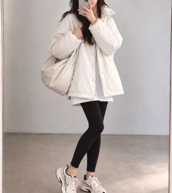 Stylish and Minimalist Women's Down Jacket