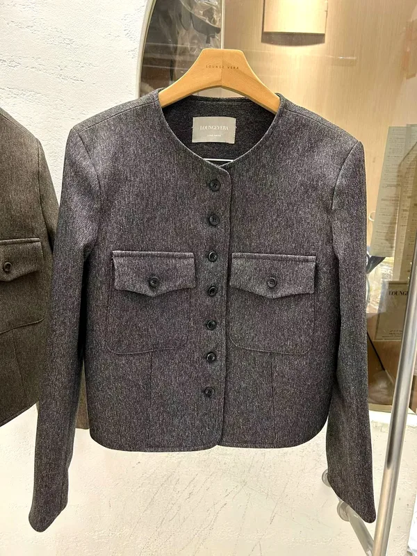Fashionable and Elegant Women's Coat, Classic Design, Perfect Match - New Arrival