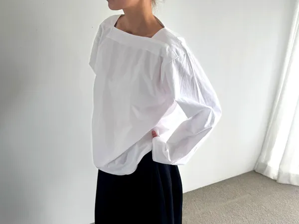 Elegant and Comfortable Minimalist White Shirt