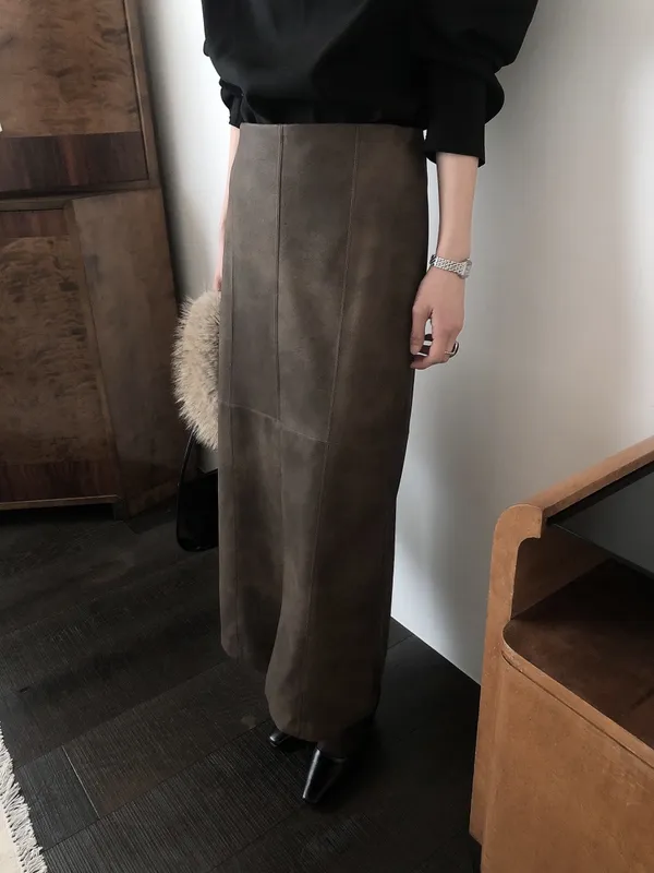 Elegant Long Maxi Skirt - Showcase Your Feminine Charm