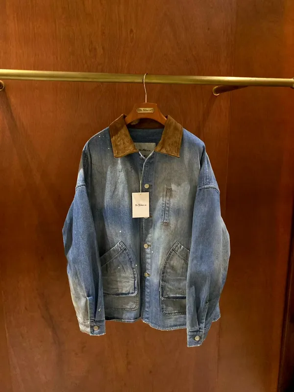 Stylish Vintage Women's Denim Jacket - Comfortable and Versatile