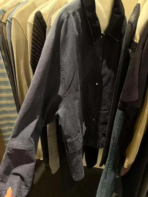Fashionable Casual Denim Jacket, Lightweight and Comfortable