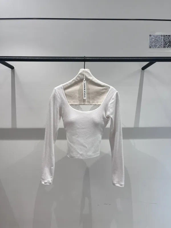 Simple White Long Sleeve Top, Comfortable and Breathable, Perfectly Matches