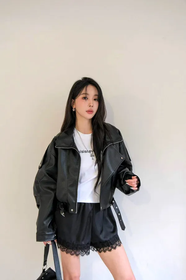 Stylish Women's Leather Jacket - Showcase Your Unique Charm