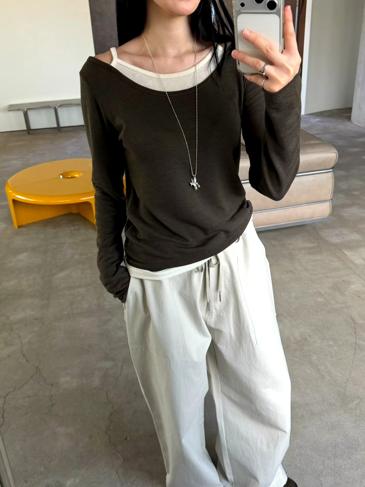Minimalist Comfortable Women's Top, Perfect for Casual Outfits