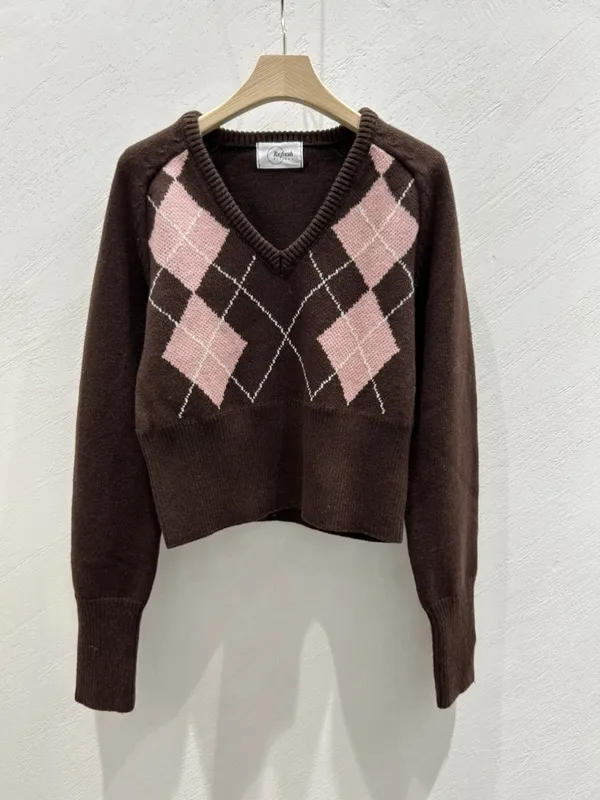 Stylish Color-Block V-Neck Knit Sweater