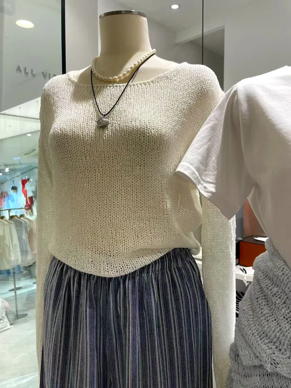 Fresh and Breathable Women's Top, Stylish Knitted Design