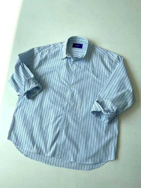 Stylish Striped Men's Shirt - Comfortable and Breathable for Any Occasion