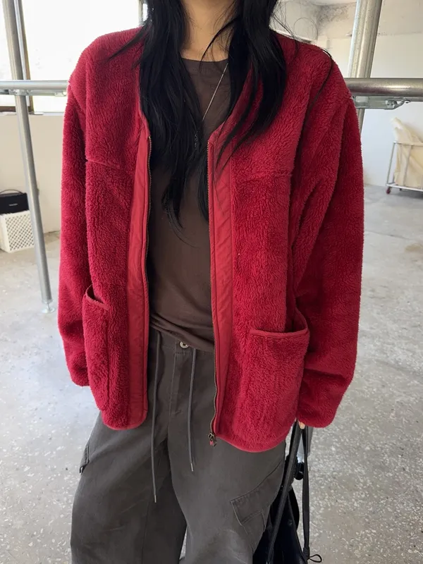 时尚舒适女装毛绒外套，保暖又百搭