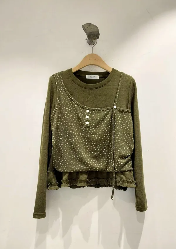 Stylish Casual Women's T-Shirt with Star Pattern Design