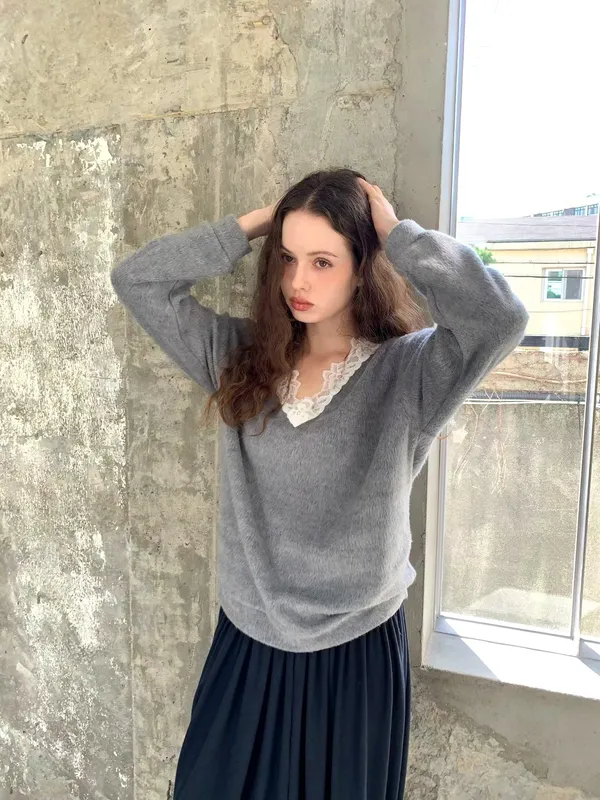 Elegant Lace-Trimmed Sweater, Warm and Comfortable Women's Top