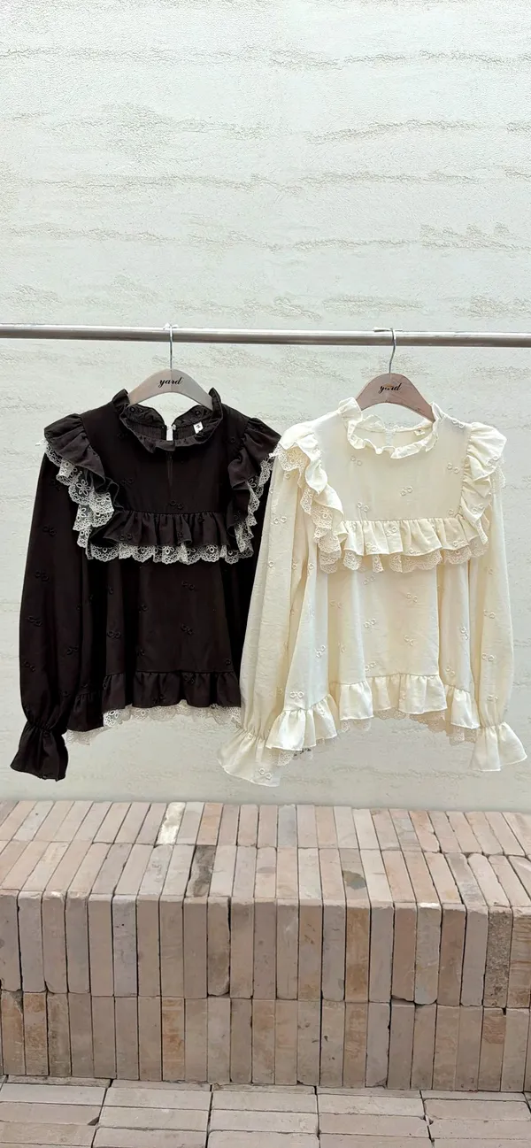Elegant Lace Trim Women's Top - Fashionable and Versatile