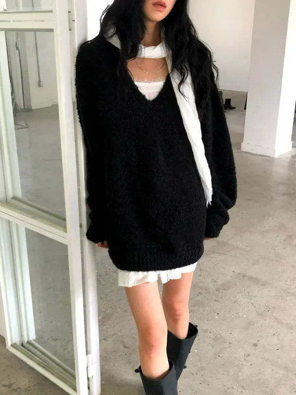 Fashionable Loose Sweater, Comfortable and Warm, Perfect Match