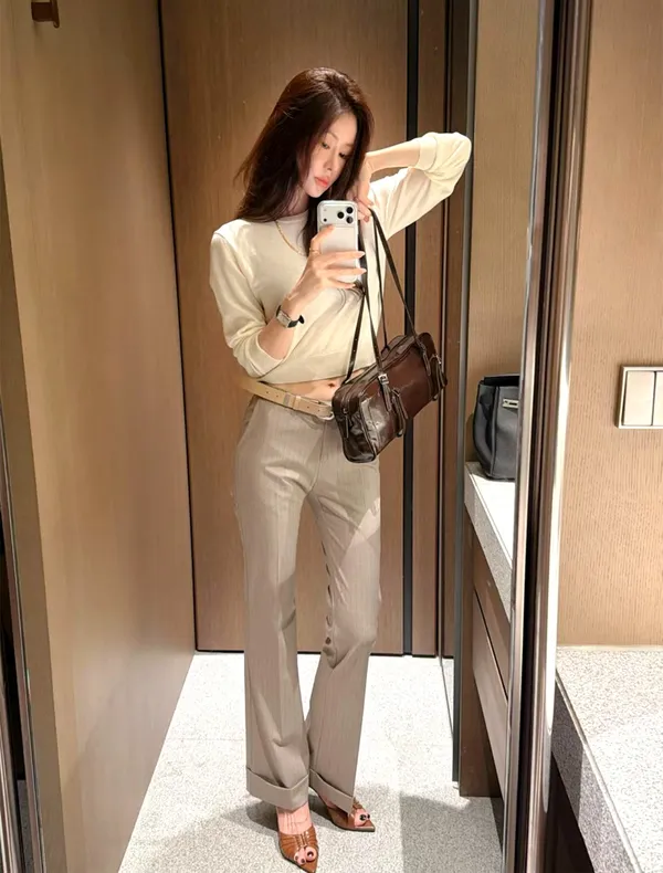 Elegant Minimalist High-Waisted Straight Leg Pants