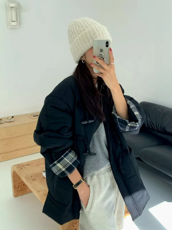 Stylish Women's Cotton Jacket - Warm, Comfortable, Perfectly Matchable