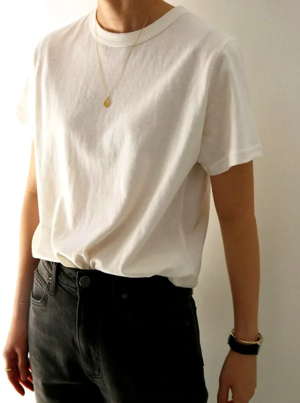Minimalist Solid Color Women's T-Shirt, Comfortable and Versatile