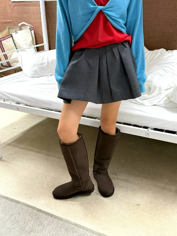 Stylish Versatile Mini Skirt, Elegance at Its Best