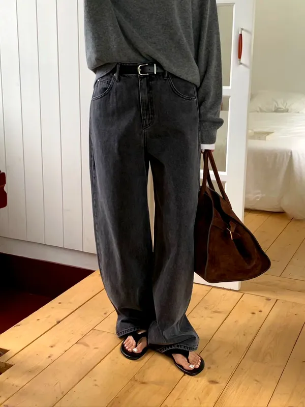 Fashionable Loose Denim Pants, Comfortable and Versatile for Any Occasion