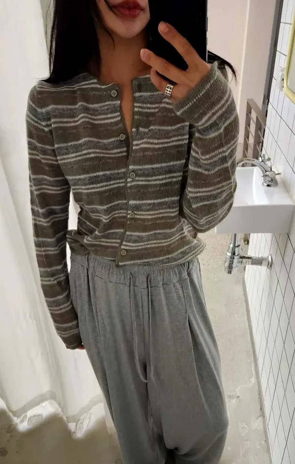 Fashionable Striped Cardigan, Comfortable and Versatile for Everyday Wear