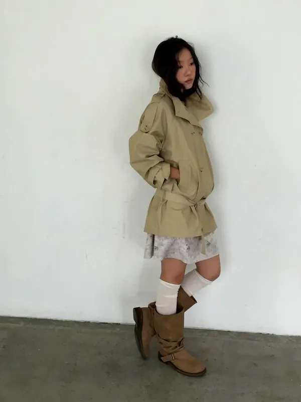 Stylish Women's Trench Coat - Elegance Meets Fashion