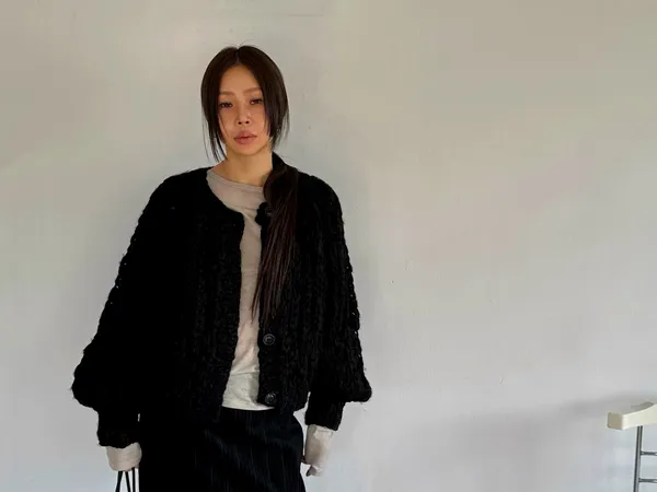 Fashionable Loose Sweater - Comfortable and Versatile, Perfect for Fall and Winter