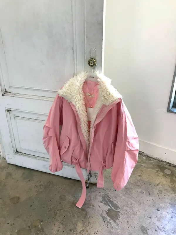 Warm and Stylish Women's Down Jacket, Soft and Comfortable for Winter Outfits