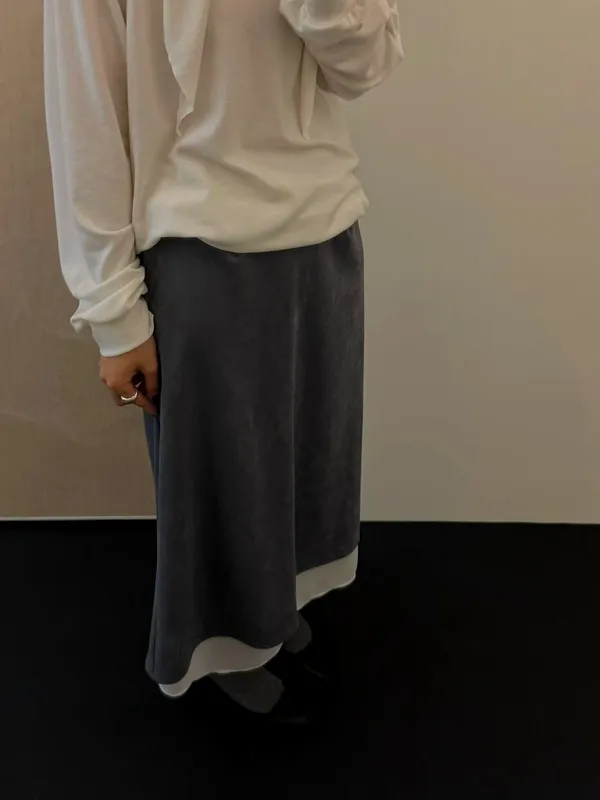 Elegant and Minimalist Women's Midi Skirt, Soft and Comfortable Fabric