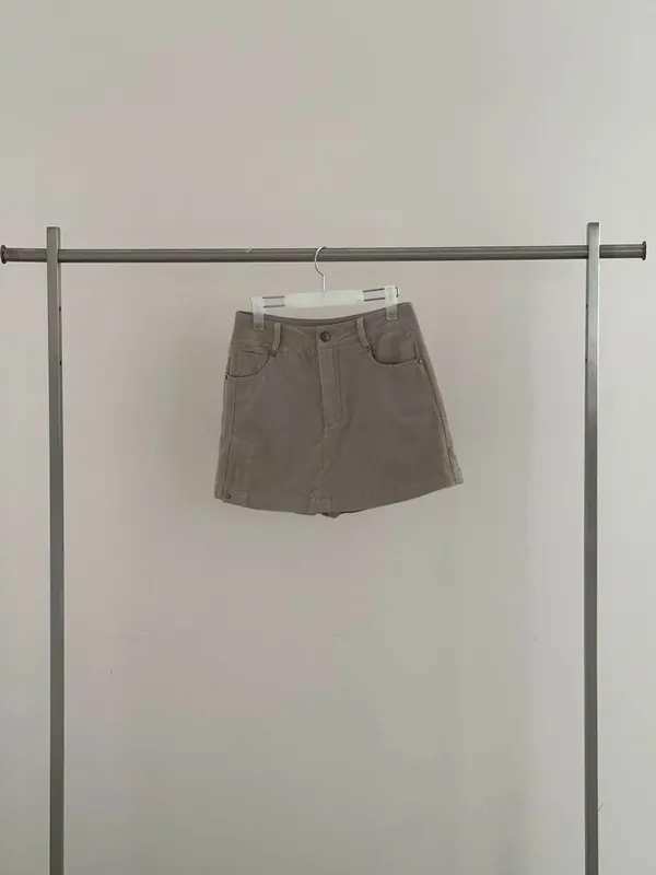 Stylish Versatile Women's Skirt Pants for a Fresh Summer Look