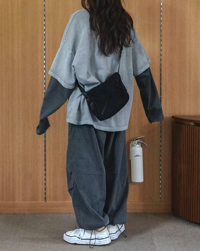 스타일리시한 남성 루즈핏 상의, 편안하고 다재다능