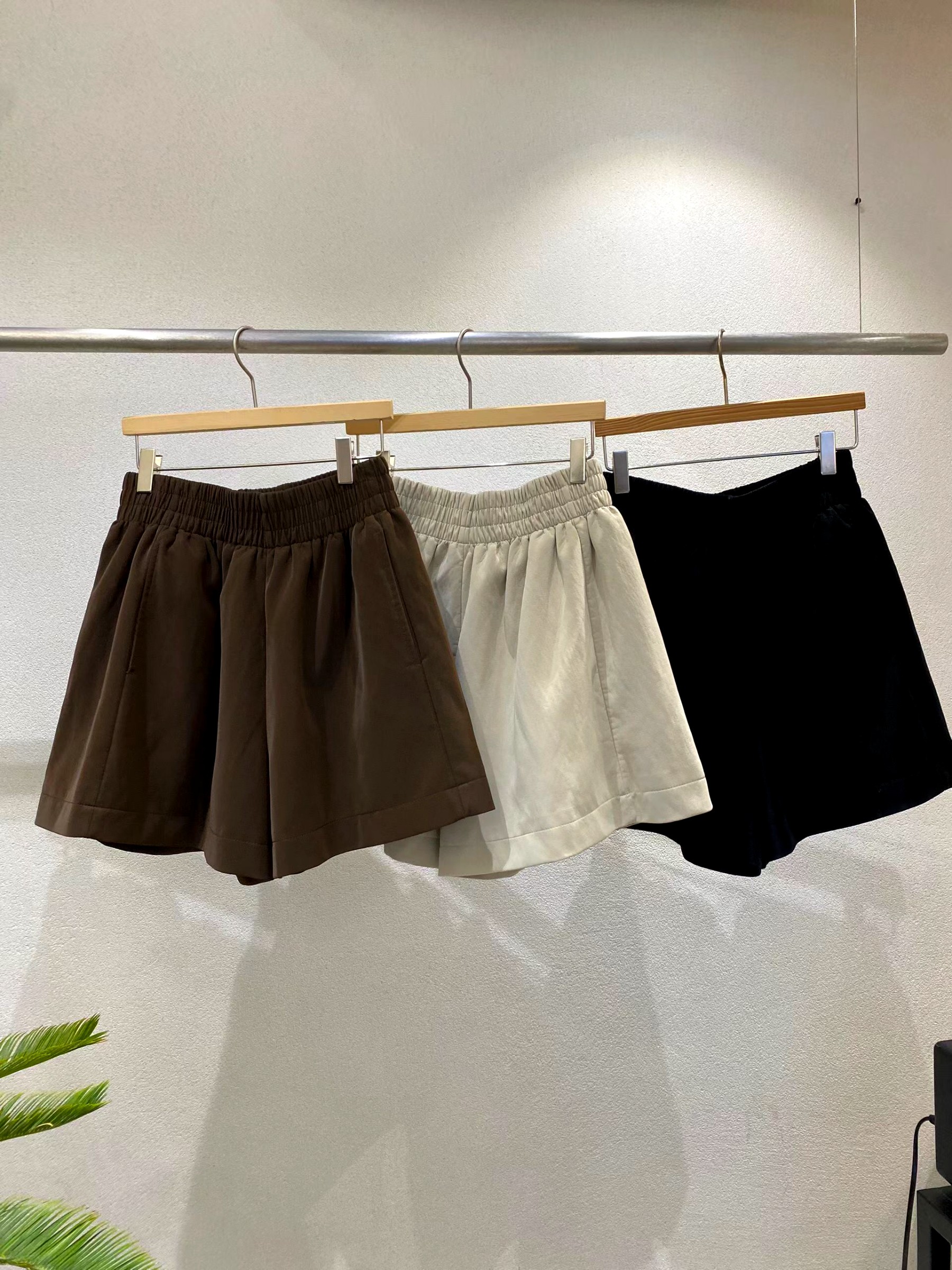 패셔너블한 다용도 여성 반바지, 가볍고 편안한 여름 필수 아이템