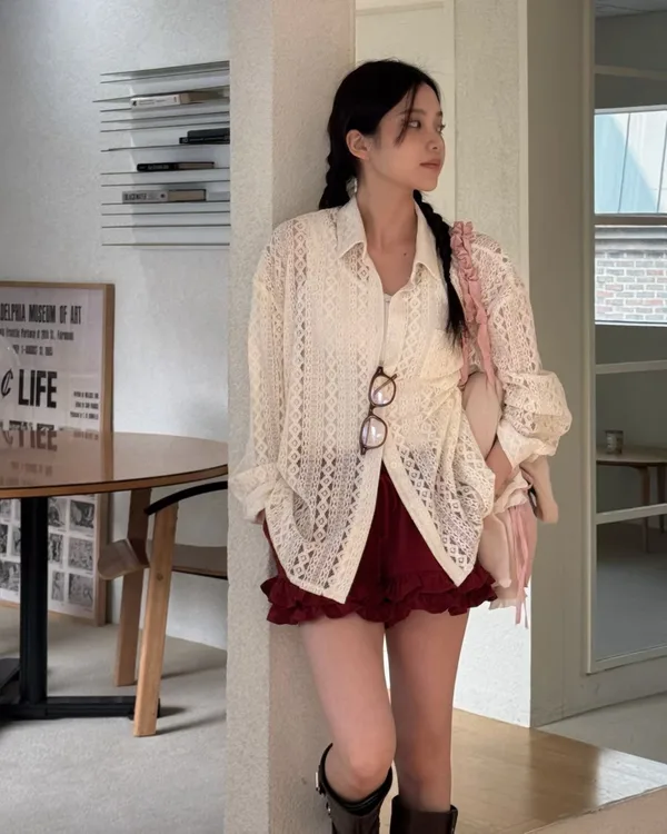 Elegant Lace Women's Top - Breathable Comfort for Perfect Shorts Pairing