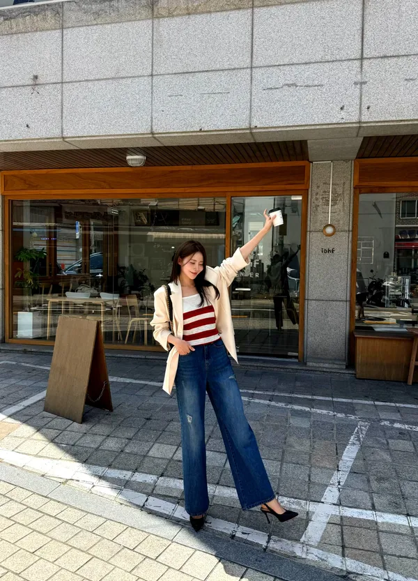 Fashionable Loose Women's Denim Pants, Comfortable and Versatile
