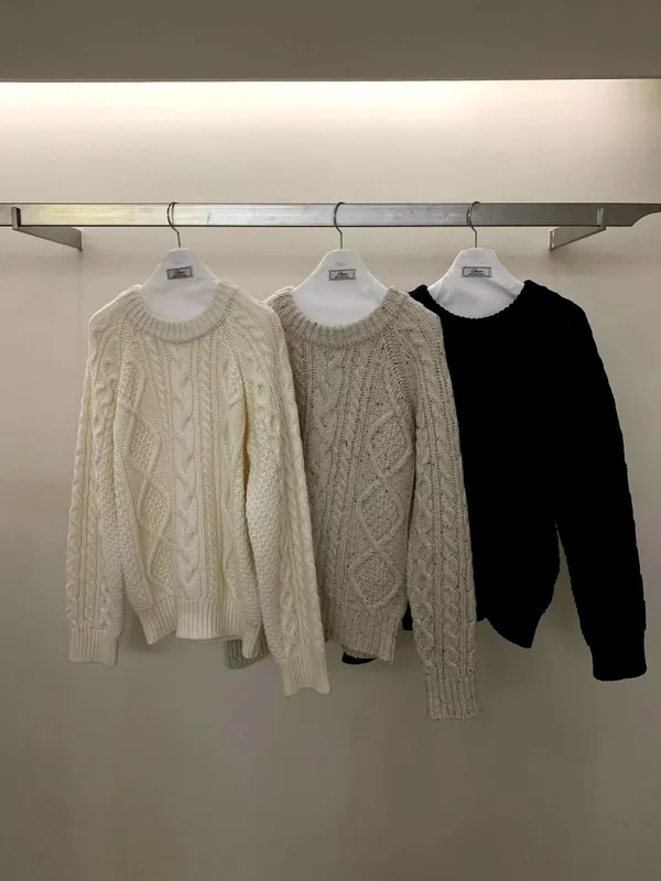 Classic Knitted Sweater - Warm, Comfortable, and Versatile