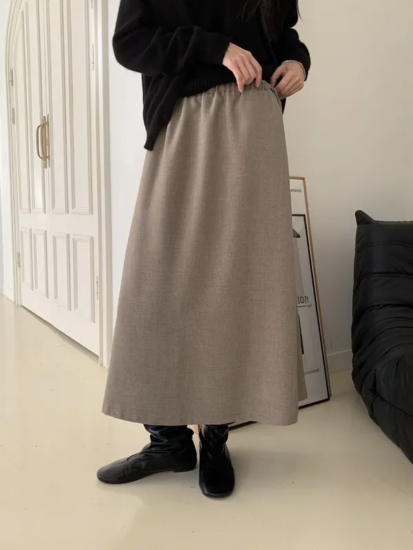 Elegant High-Waisted Long Skirt, Showcasing Feminine Charm